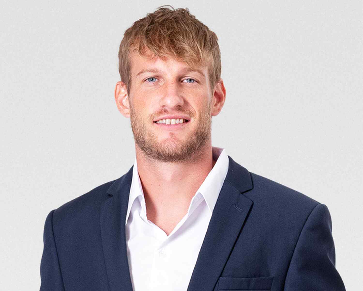 https://www.malumacharter.com/wp-content/uploads/2023/01/team_inner_02.jpg