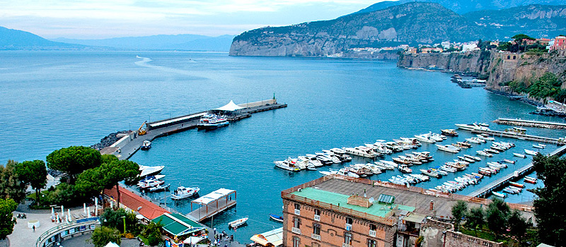 https://www.malumacharter.com/wp-content/uploads/2024/02/sorrento-marina-piccola-porto.jpg